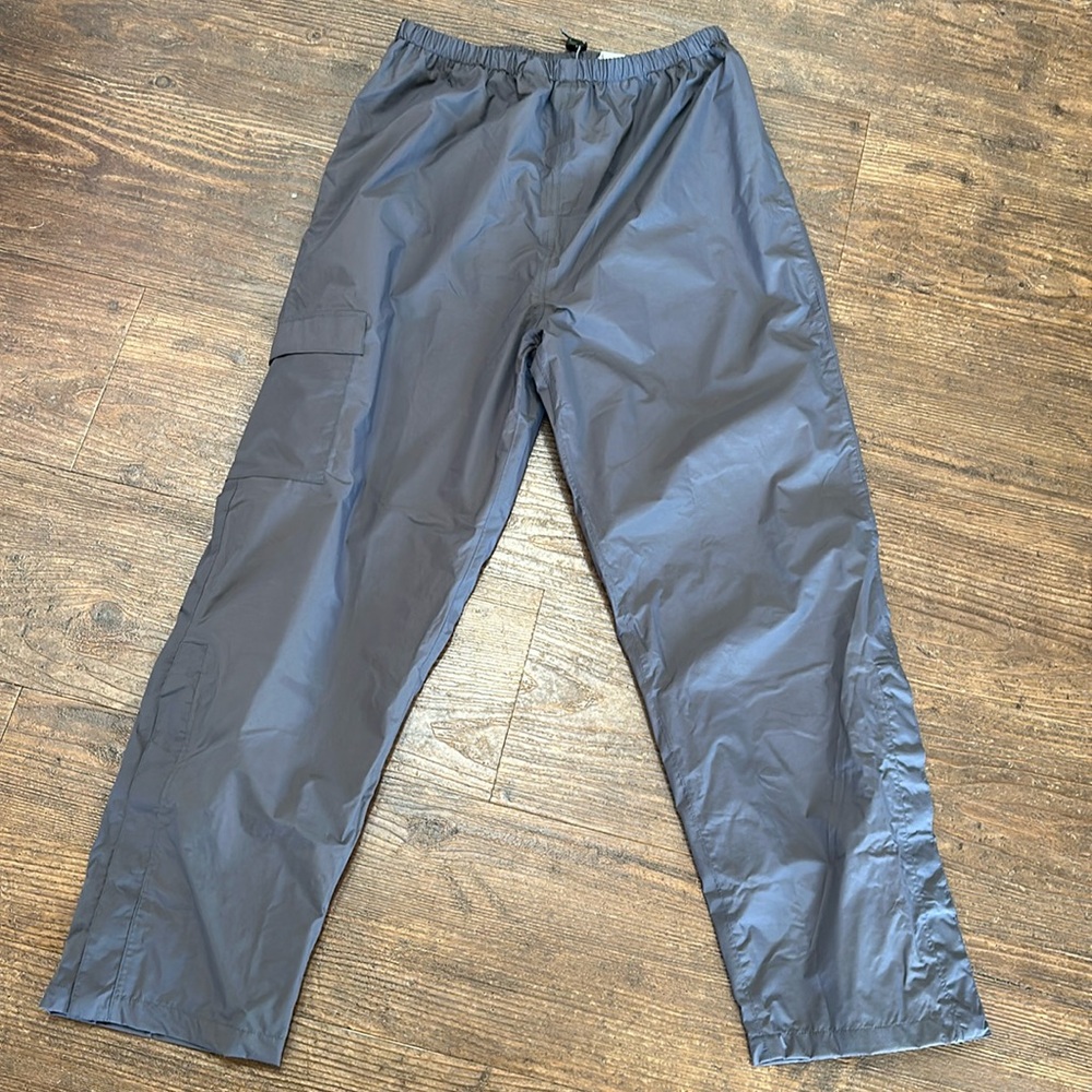 Nwot. Coleman rainpamt